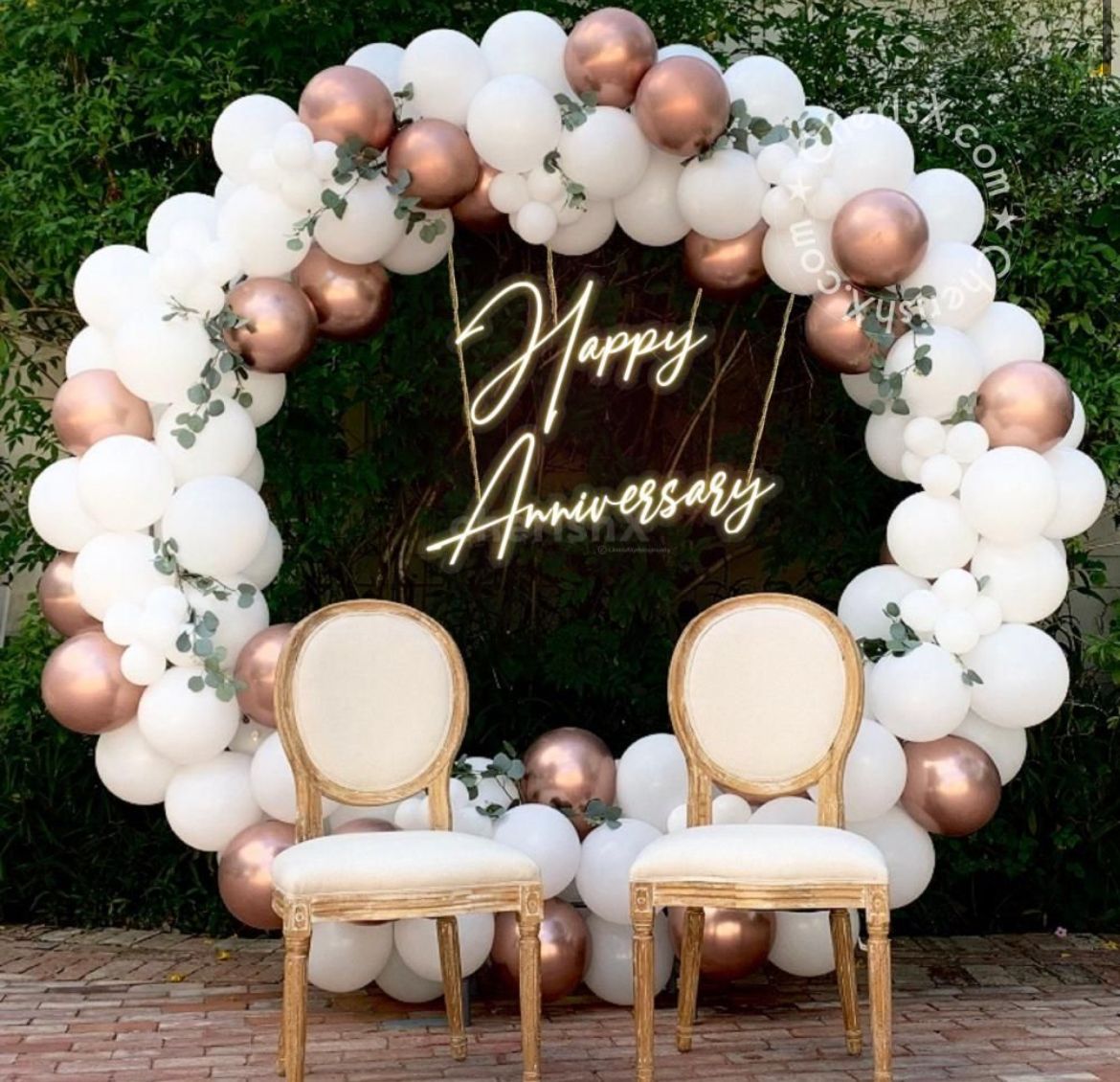 Anniversary Decoration